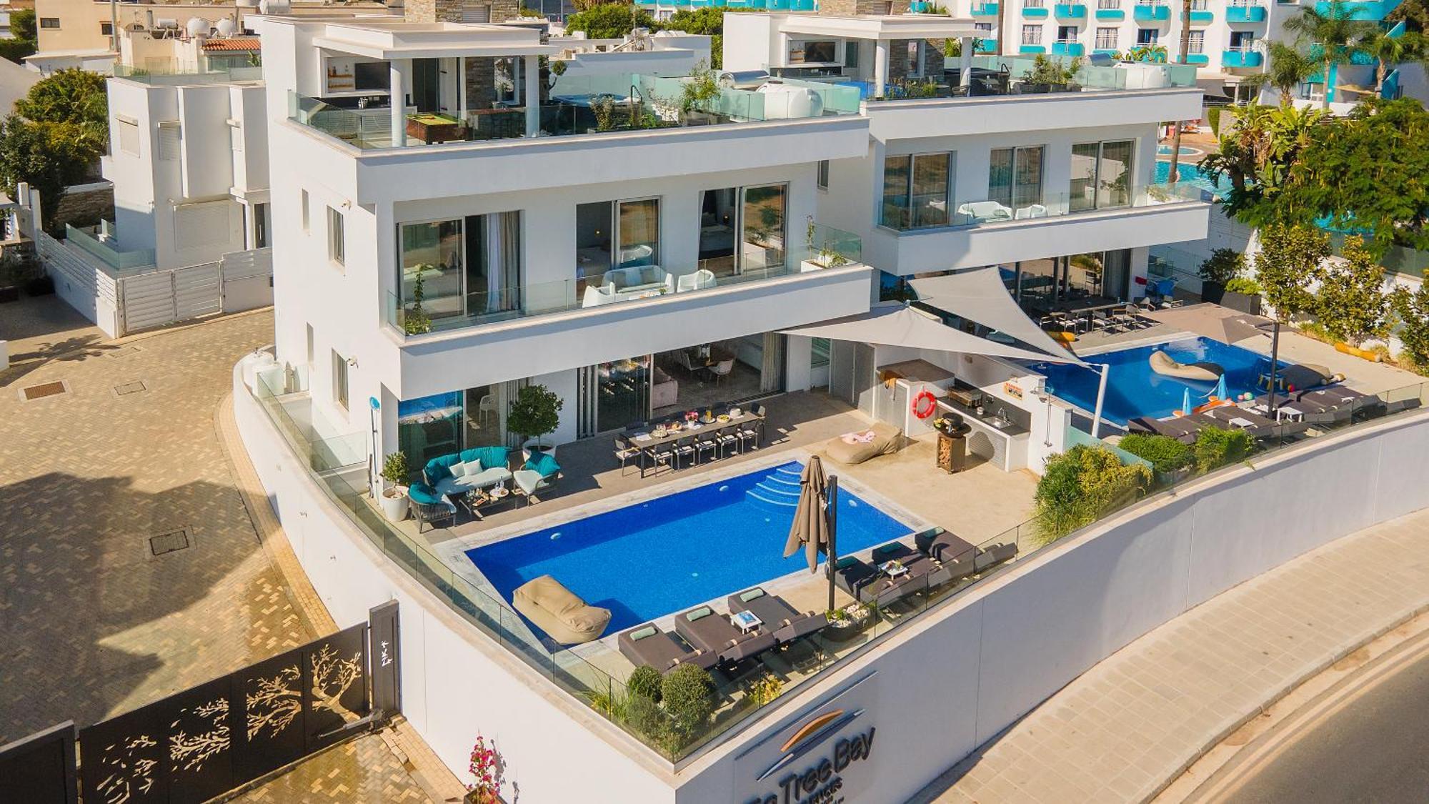 Villa Fig Tree Bay Residences 6 *